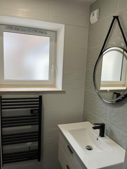 Maison Charmante Pour 4/6 Pers *
